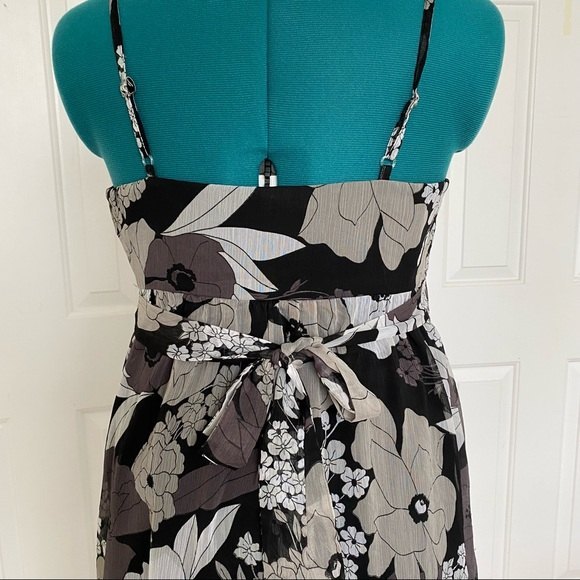 Floral Strappy Maxi Dress Womens size Small V-neck Tie back Beaded Sequins - Picture 5 of 14